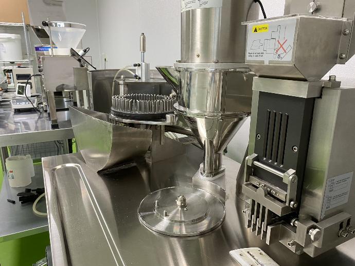 Capsuleermachine — productie Natuurlijk.fit
